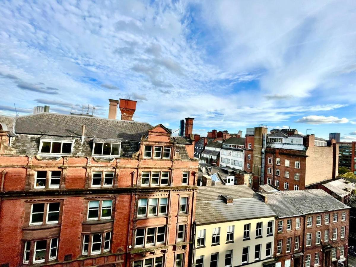 Manchester City Center Apartment Bagian luar foto